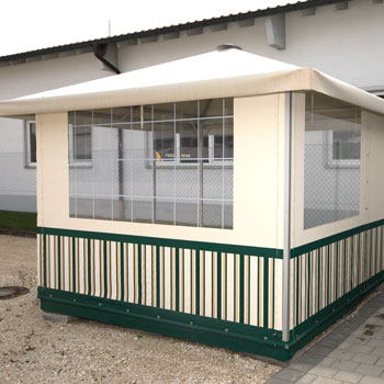 Pavillon nicht nur Schattenspender